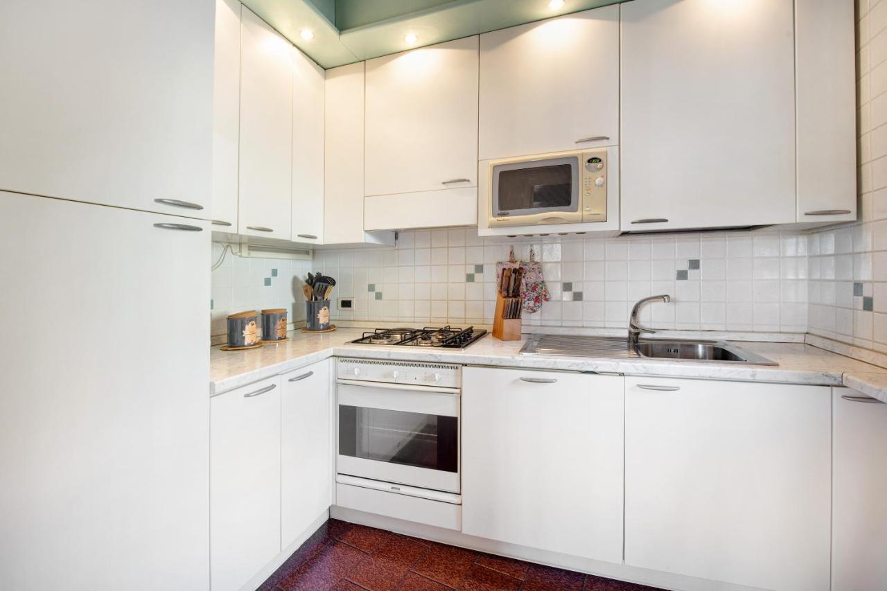 Lake View Apartment Gardone Riviera Εξωτερικό φωτογραφία