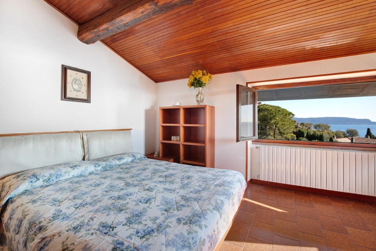 Lake View Apartment Gardone Riviera Εξωτερικό φωτογραφία