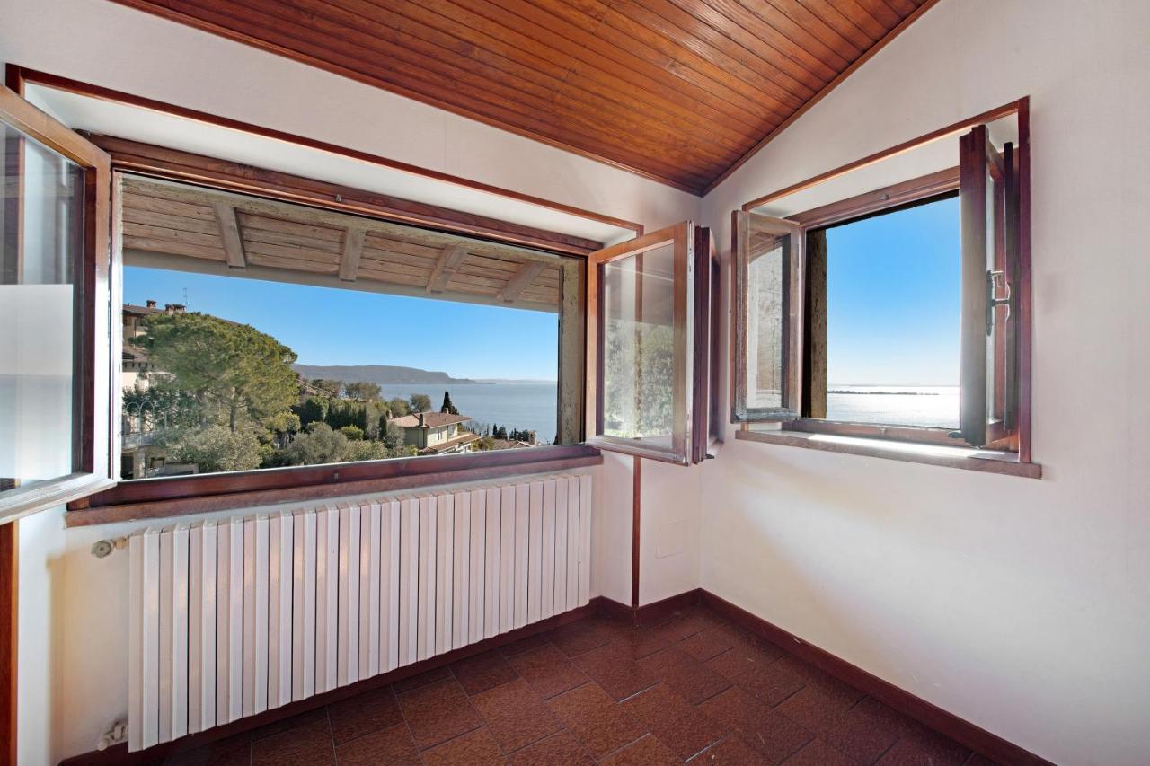 Lake View Apartment Gardone Riviera Εξωτερικό φωτογραφία