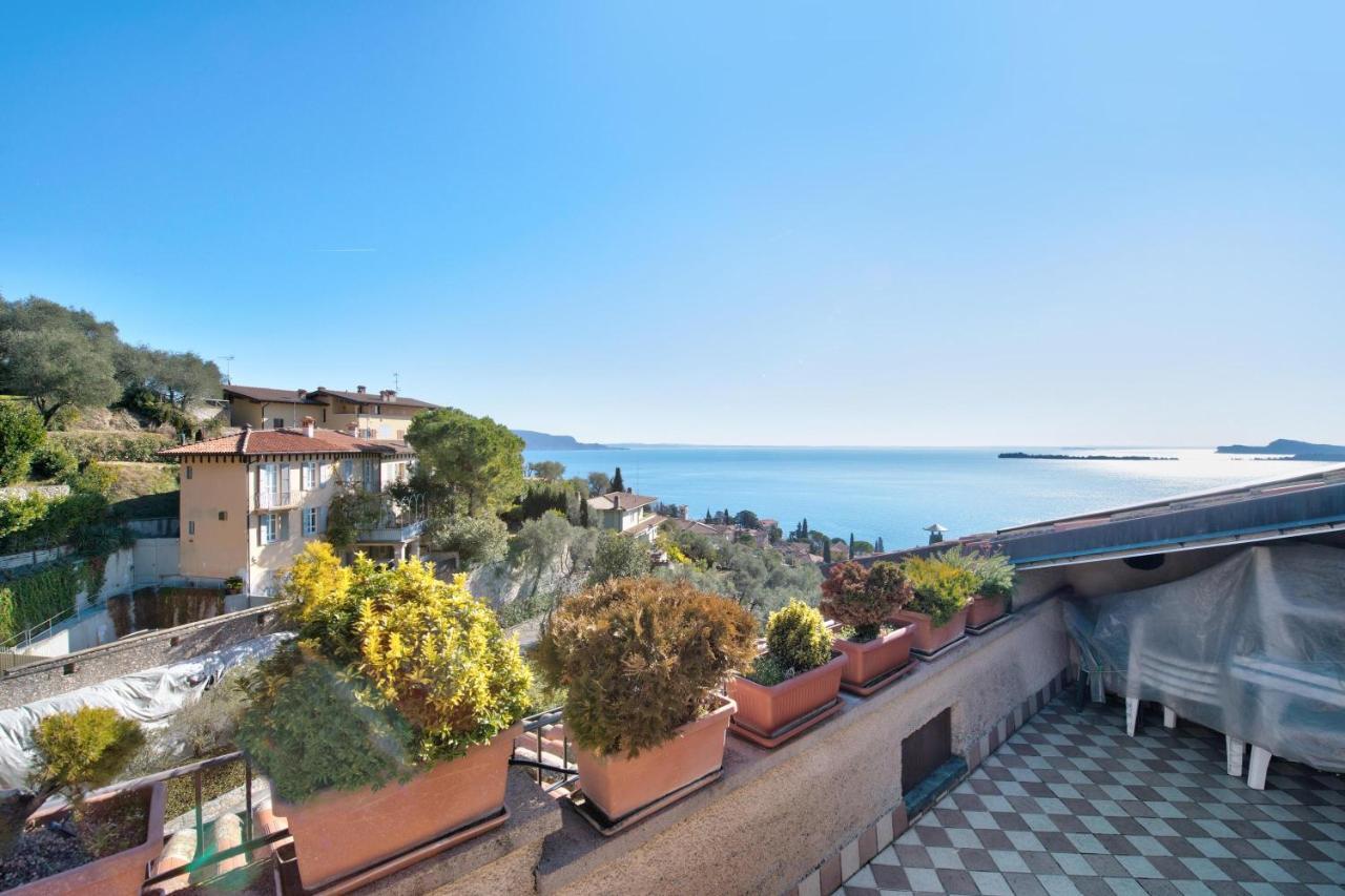 Lake View Apartment Gardone Riviera Εξωτερικό φωτογραφία